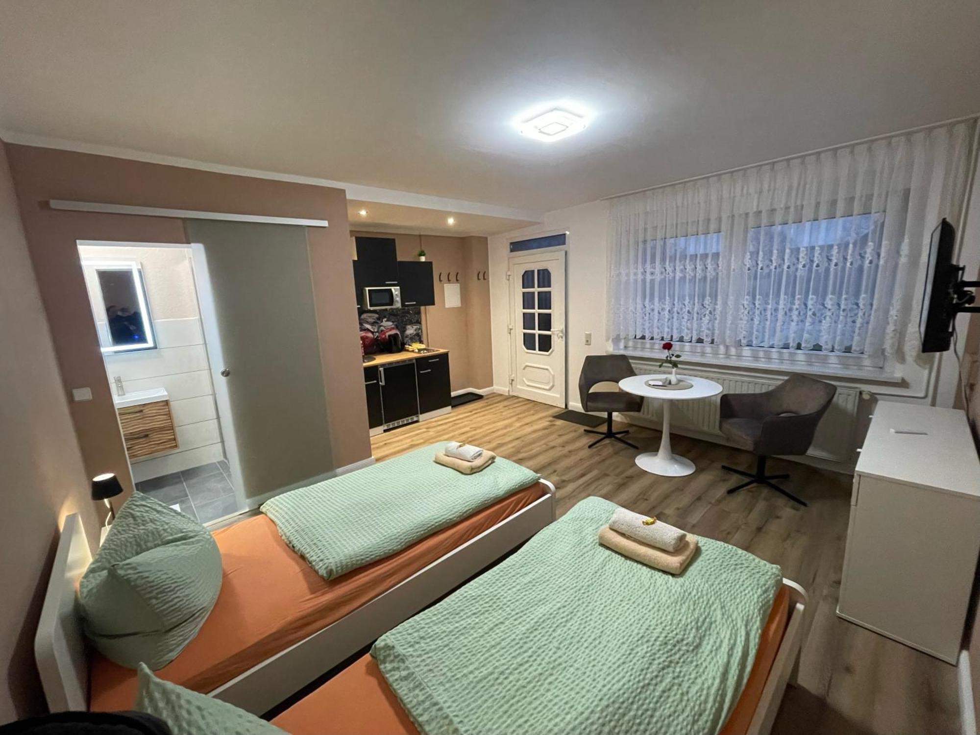 Top-Moderne Ferienwohnung Und Apartments Auf Frueherem Wunderschoenen Bauernhof Im Elbe-Elster-Kreis In Brandenburg Bei Herzberg-Elster, Schoenewalde, Holzdorf Экстерьер фото