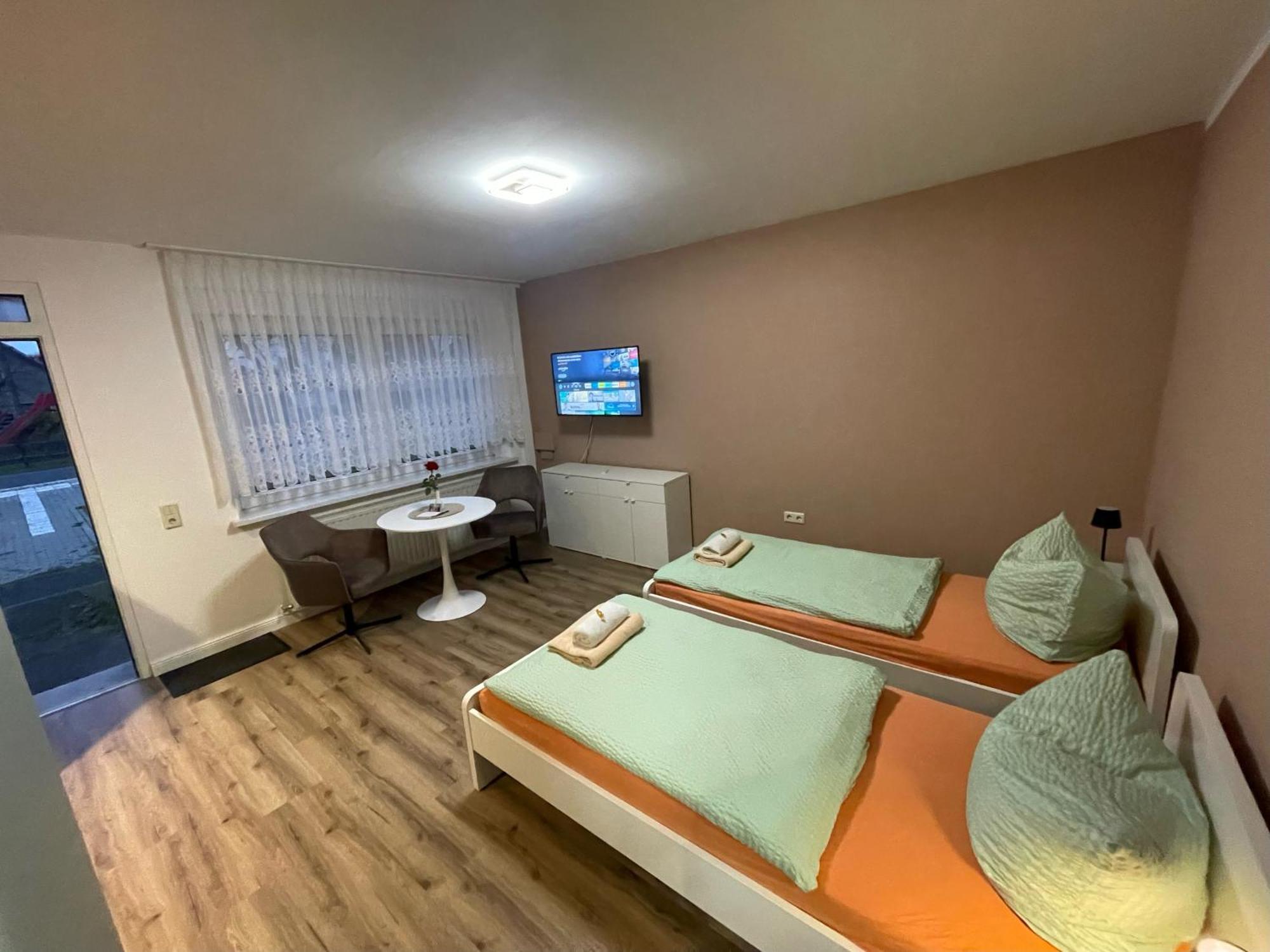 Top-Moderne Ferienwohnung Und Apartments Auf Frueherem Wunderschoenen Bauernhof Im Elbe-Elster-Kreis In Brandenburg Bei Herzberg-Elster, Schoenewalde, Holzdorf Экстерьер фото