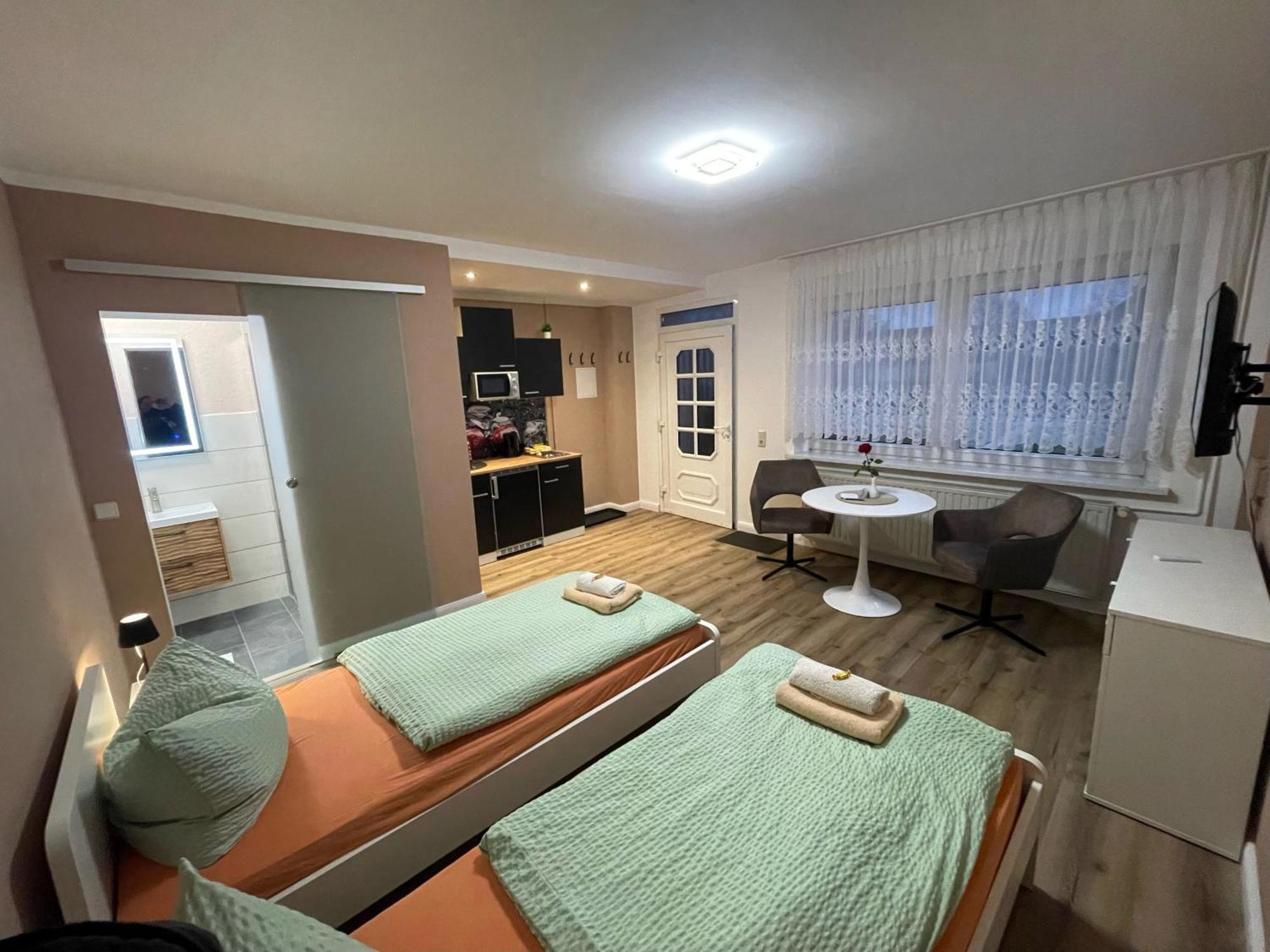 Top-Moderne Ferienwohnung Und Apartments Auf Frueherem Wunderschoenen Bauernhof Im Elbe-Elster-Kreis In Brandenburg Bei Herzberg-Elster, Schoenewalde, Holzdorf Экстерьер фото